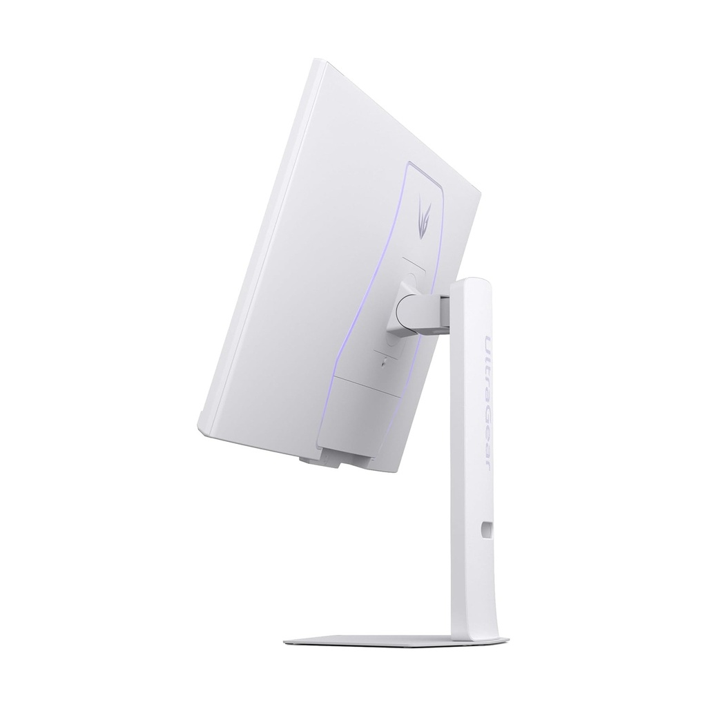 LG 32" UltraGear 4K UHD IPS 144Hz 1ms Smart (WebOS) Gaming Monitor - White