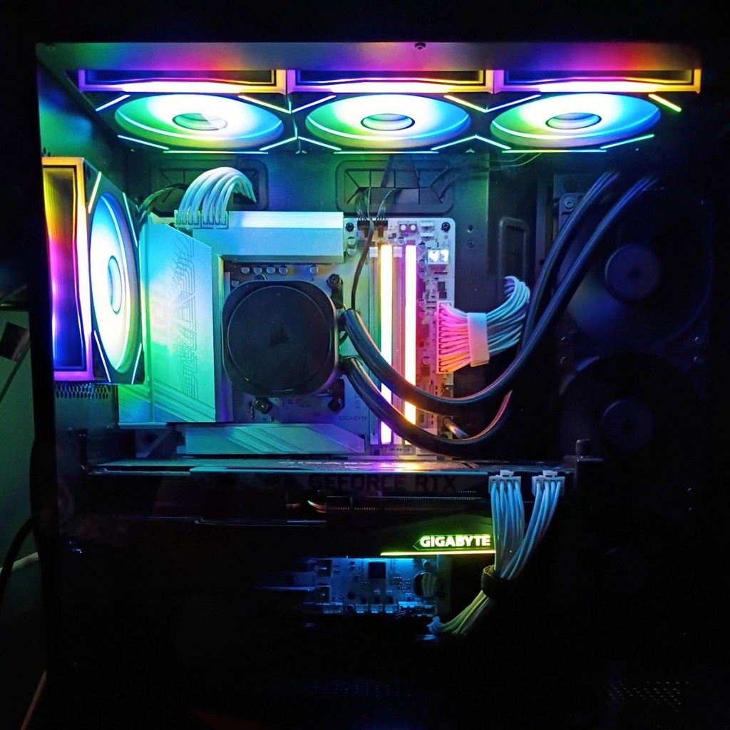 Corsair Vengeance RGB 32GB (2x16GB) DDR5 6000MHz C36 Memory Kit -Black