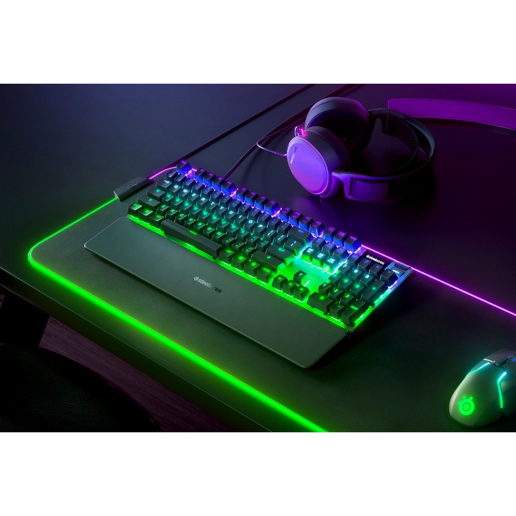 SteelSeries Apex 7 Mechanical Wired RGB Red Switches Gaming Keyboard, OLED Smart Display, Dedicated Multimedia Controls, Premium Magnetic Wrist Rest, For PC/PS5 & Xbox