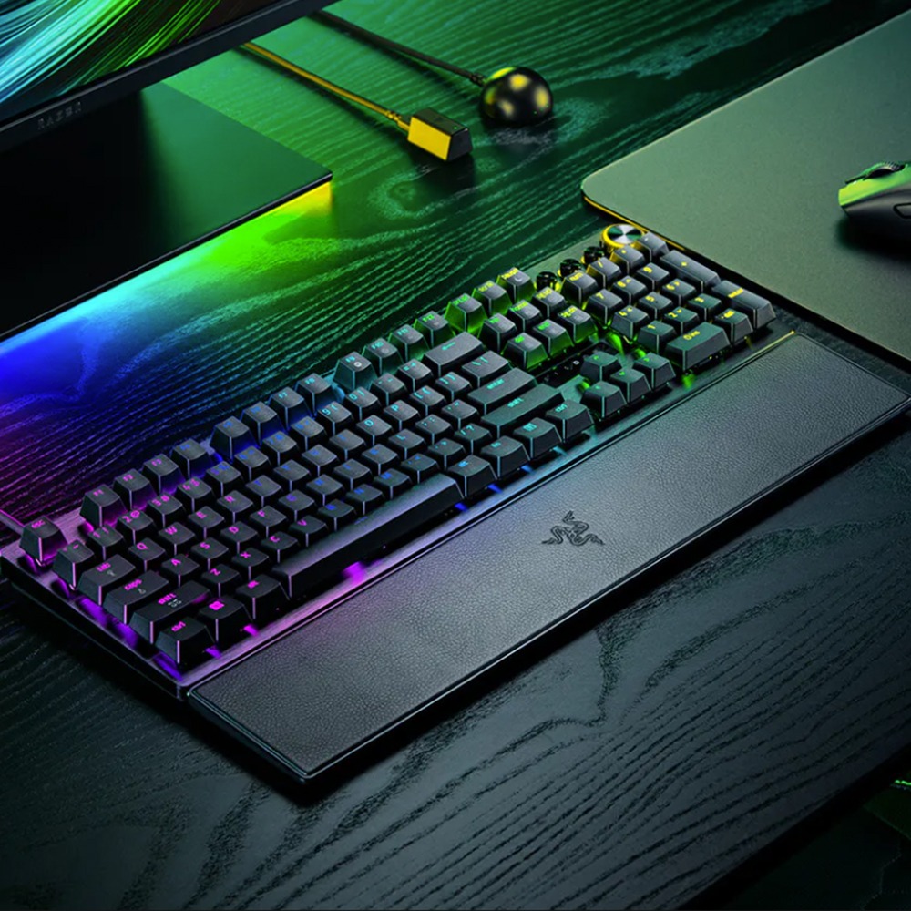 Razer Huntsman V3 Pro Full Size 8KHz Esports Gaming Keyboard: Analog Optical Switches Gen 2-8000 Hz Polling Snap Tap - Rapid Trigger - Adjustable Actuation - Media Controls - PBT Keycaps - Black | RZ03-05530100-R3M1