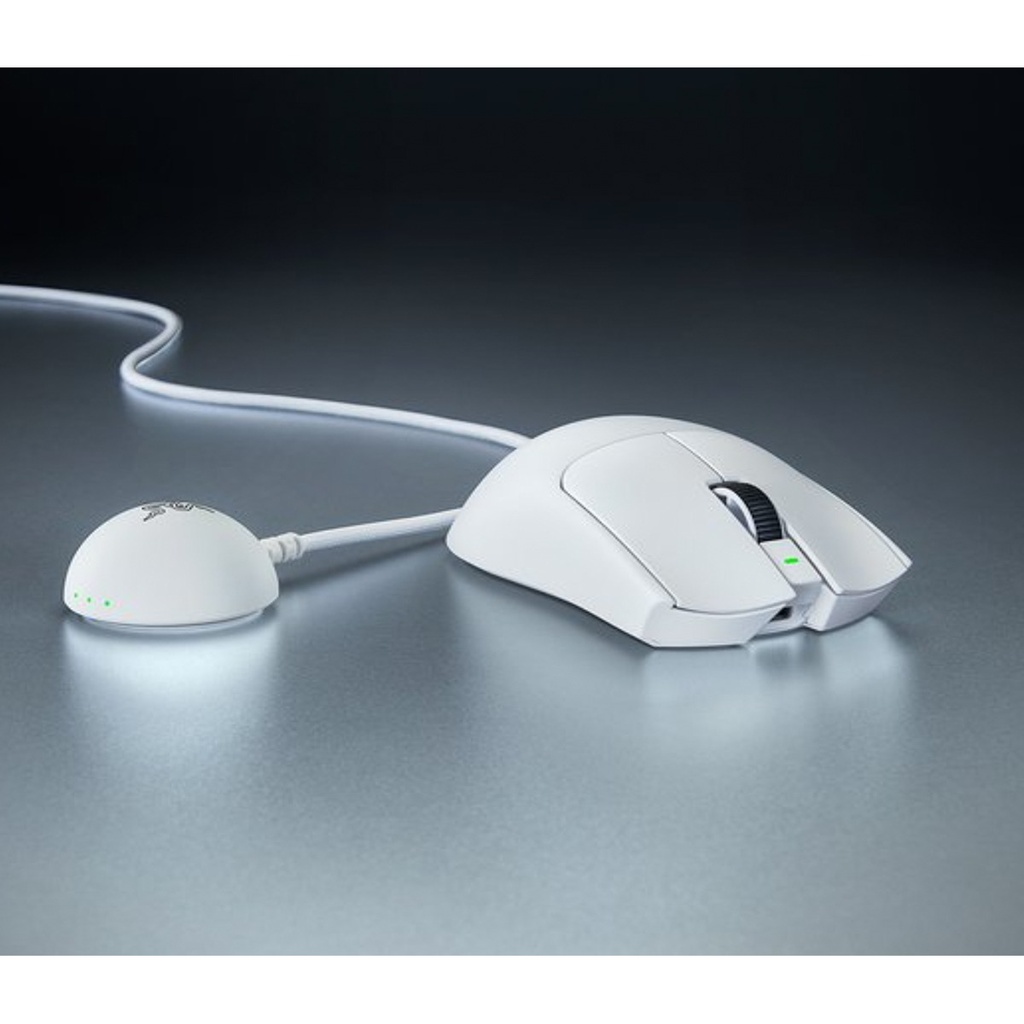Razer Viper V4 Pro Ultra-Light Weight Wireless/Wired Symmetrical Esports Gaming Mouse, Focus Pro 50K Optical Sensor Gen 3, Up to 180 Hrs - White