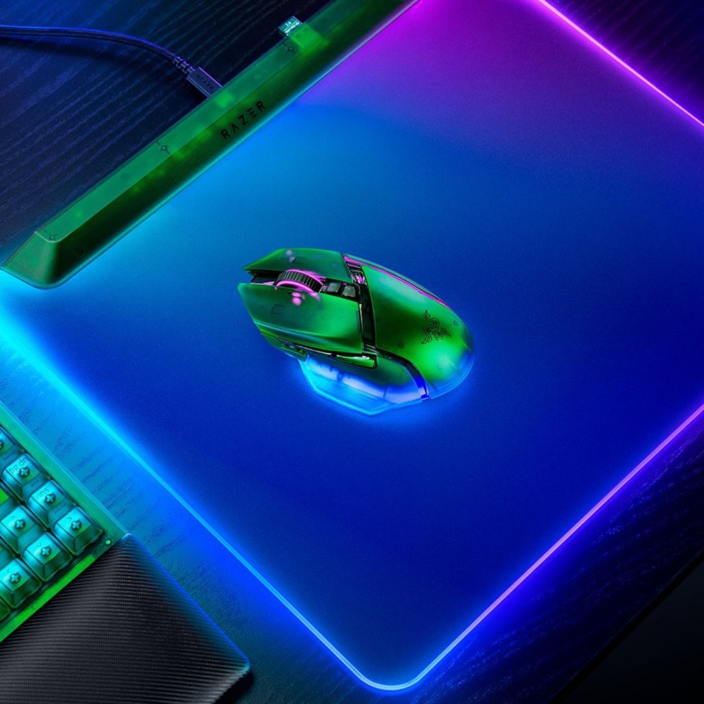 Razer Basilisk V3 Pro 35K Fully Customizable Wireless Ergonomic Gaming Mouse With Razer Chroma RGB -Green)