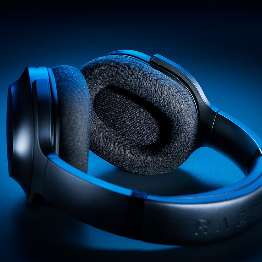 Razer Barracuda Wireless Multi-platform Gaming & Mobile Headset - Black