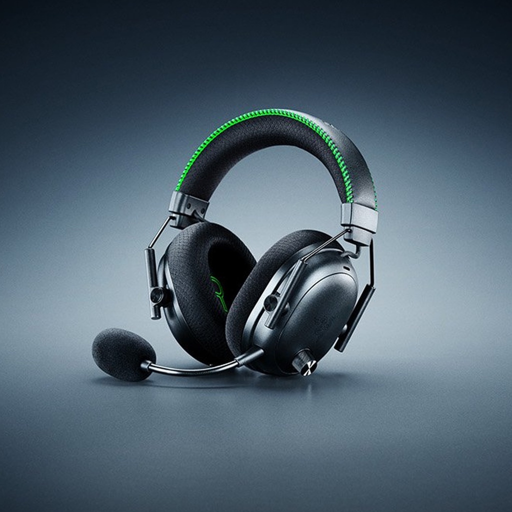 Razer BlackShark V3 Pro Gaming Headset for Xbox, Wireless / Bluetooth / USB Wired, THX Spatial Audio Channel, Tri Force 50 mm Driver, Hybrid Active Noise Cancellation, For PC, & Xbox - | RZ04-05400300-R3M1